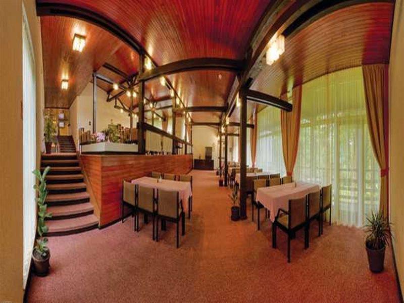 Hotel Bellevue Plitvička Jezera Buitenkant foto